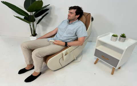 Best Massage Chair Reviews 2025: Top Picks & Buyer’s Guide