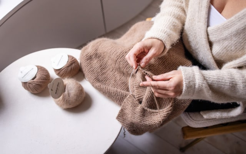 Pura Cashmere Reviews: Is the Quality Worth the Price? Luxury Knitwear & Fit Insights