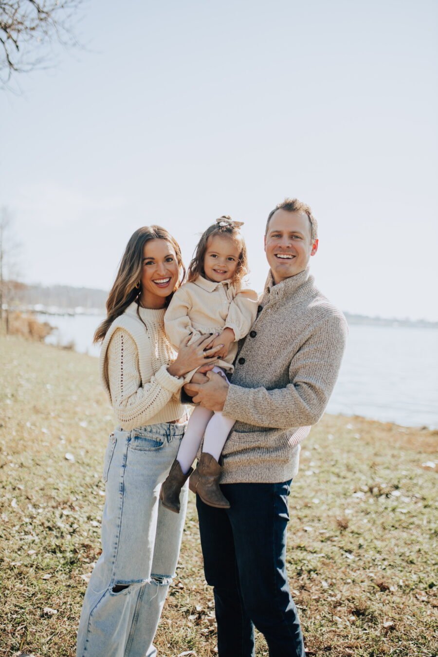 Fall Family Photo Outfits: 20 Stunning Ideas to Copy