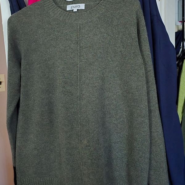 Pura Cashmere Reviews: Is the Quality Worth the Price? Luxury Knitwear & Fit Insights