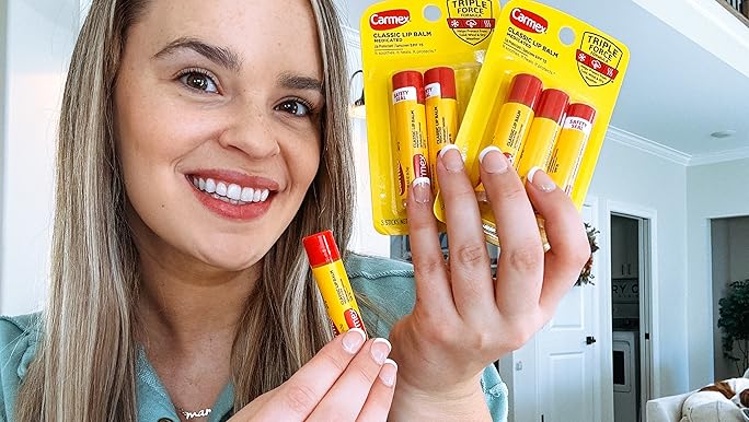 Carmex Review Lip Balm: Hydrating, Chapped Lips Solution, Glossy Shine