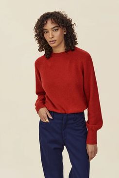 Pura Cashmere Reviews: Is the Quality Worth the Price? Luxury Knitwear & Fit Insights