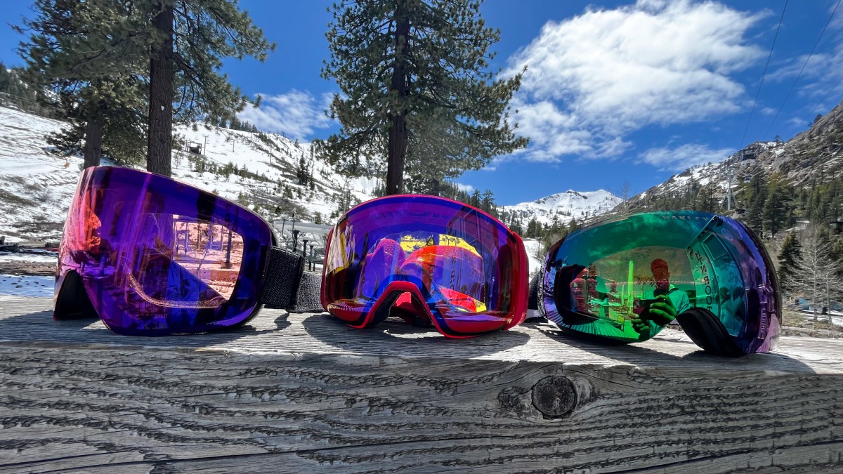 Top 7 Snow Goggles Review: Find Your Perfect Pair in 2025