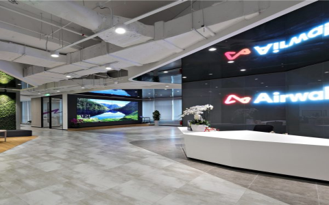 Airwallex vs. PingPong： The E-commerce Niche Battle